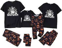 Familjepyjamas för Jul och Halloween