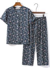 Pyjamasset för kvinnor - Bekväma nattkläder för mormor