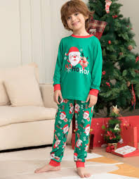 Matchande Julpyjamas för Familjen